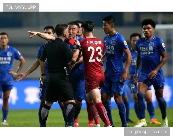 德国足协考虑引入“裁判赛后媒体解释环节”，或于下赛季试行