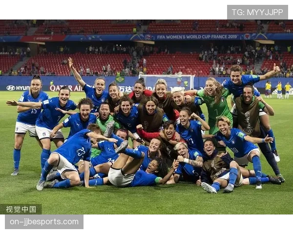 意甲球队定位球人员配置专业化：角色分工更加细化